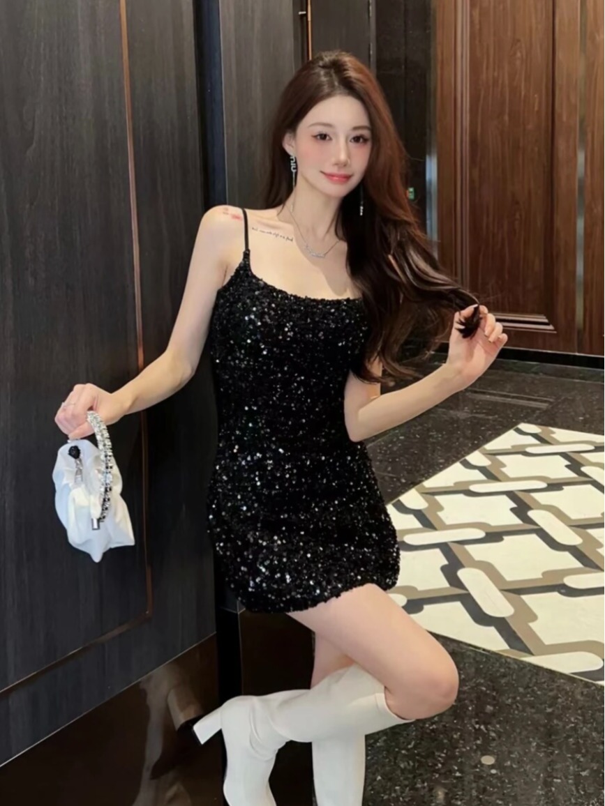 Already shipped elegant socialite black suspender skirt for women with sparkling simple design sequined suspender dress short skirt