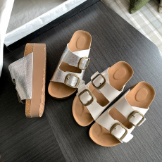 批发葡萄妈同款 复古双扣带外穿厚底增高沙滩勃肯拖鞋夏季外穿女真皮