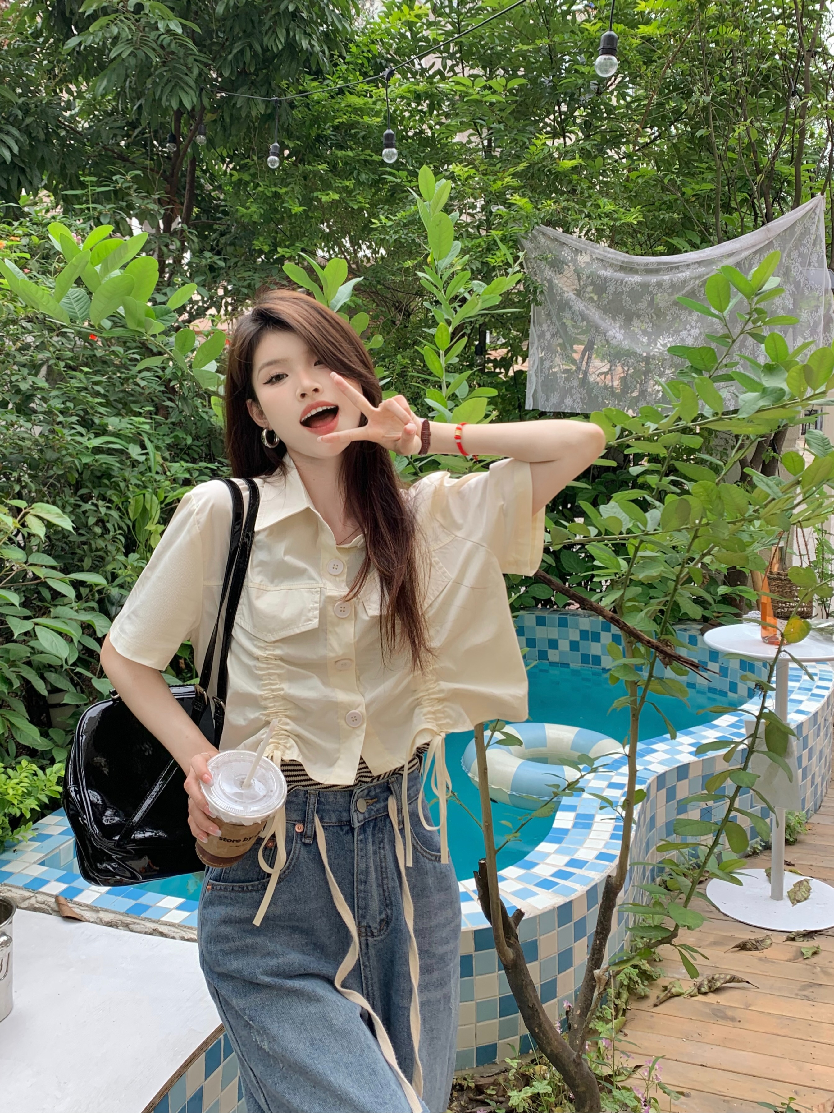 Actual shot of the new Korean style solid color short pleated slim short-sleeved shirt for women + striped suspenders two-piece suit