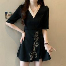 批发实拍大码女装中式国风夏季天丝绣花上衣+短裤套装