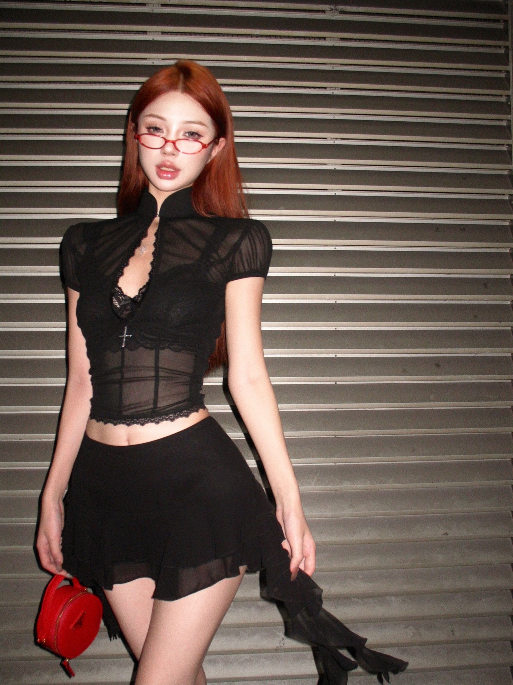 Real shot of new Chinese hot girl hollow cheongsam collar see-through top + lace underwear + asymmetric ruffle skirt