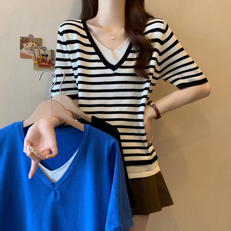 실사 2026 년 빅 사이즈 여성 의류 여름 새로운 지방 mm 연령 감소 맨위 통통한 여동생 V넥 티셔츠
