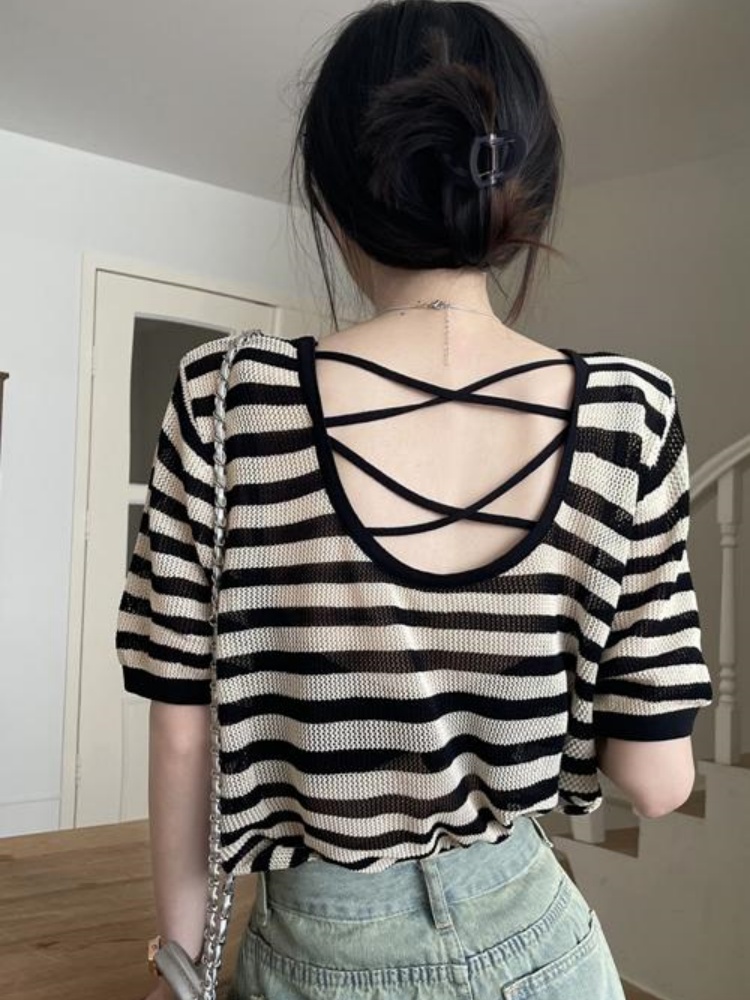 Uniquely designed striped knitted short-sleeved T-shirt for women, summer ice silk sun protection blouse, chic short top