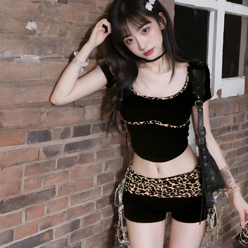 2024 new summer style pure desire short top suit low waist pleated strap shorts two-piece set - sold without disassembly