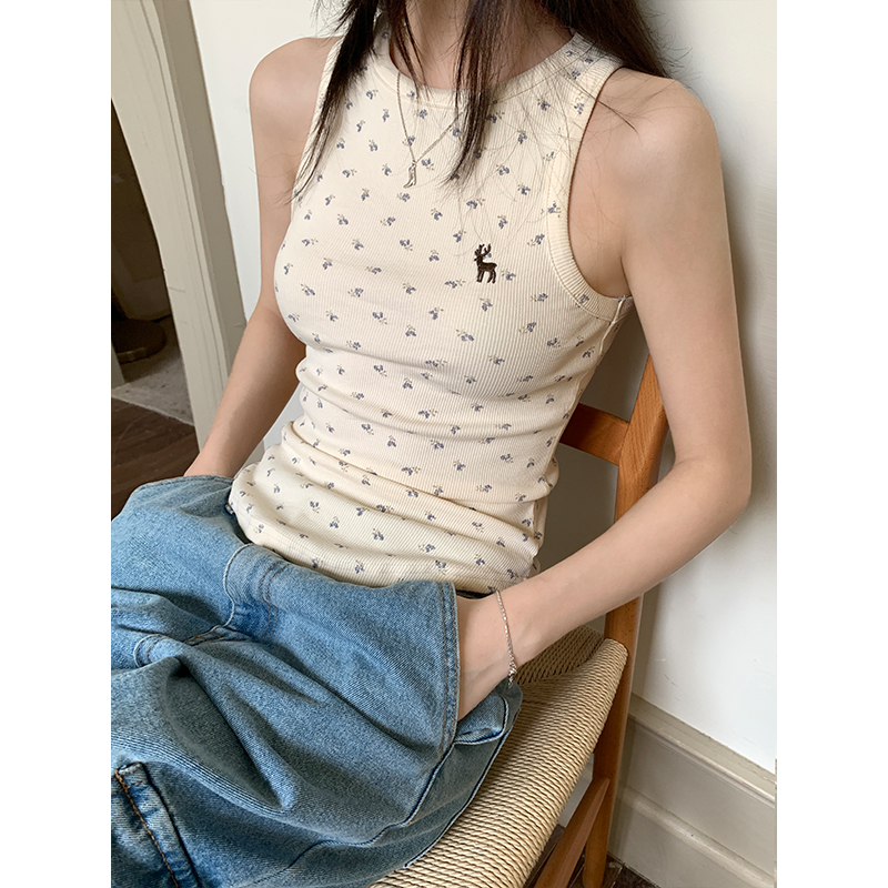 Real shot of personalized embroidered floral slim-fitting vest for women 2024 summer new women's pullover top