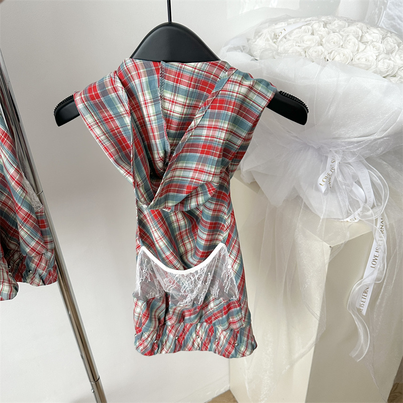 NIMOWANG Lost in Tokyo Red Plaid Swing Collar Top Women's Summer Hot Girl Sleeveless Hooded Outer Vest