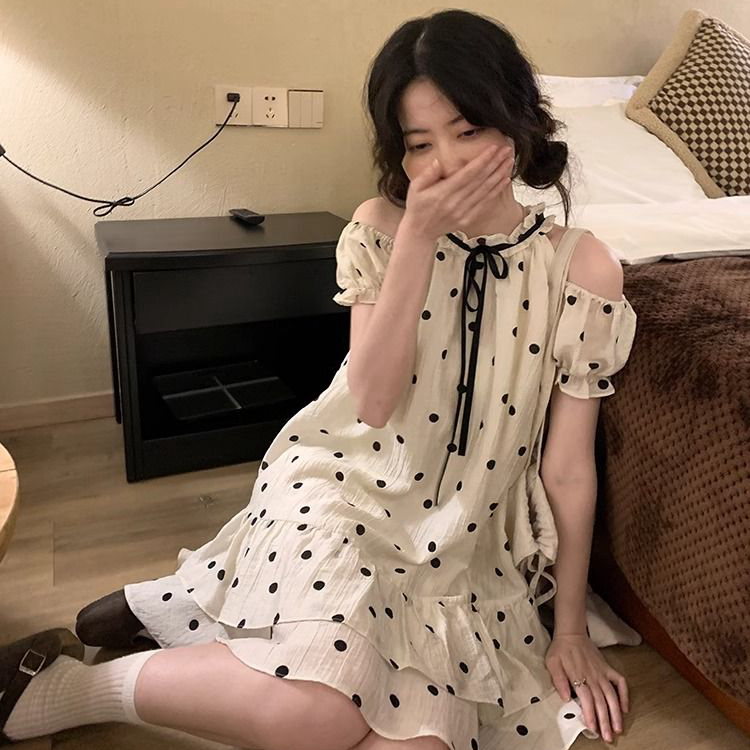 Sweet style off-shoulder puff short-sleeved dress for women summer new retro polka dot temperament puff skirt doll skirt