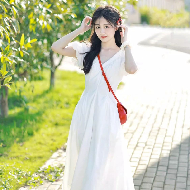 French gentle style first love dopamine white v-neck dress high-end waist slimming puff sleeve long dress summer