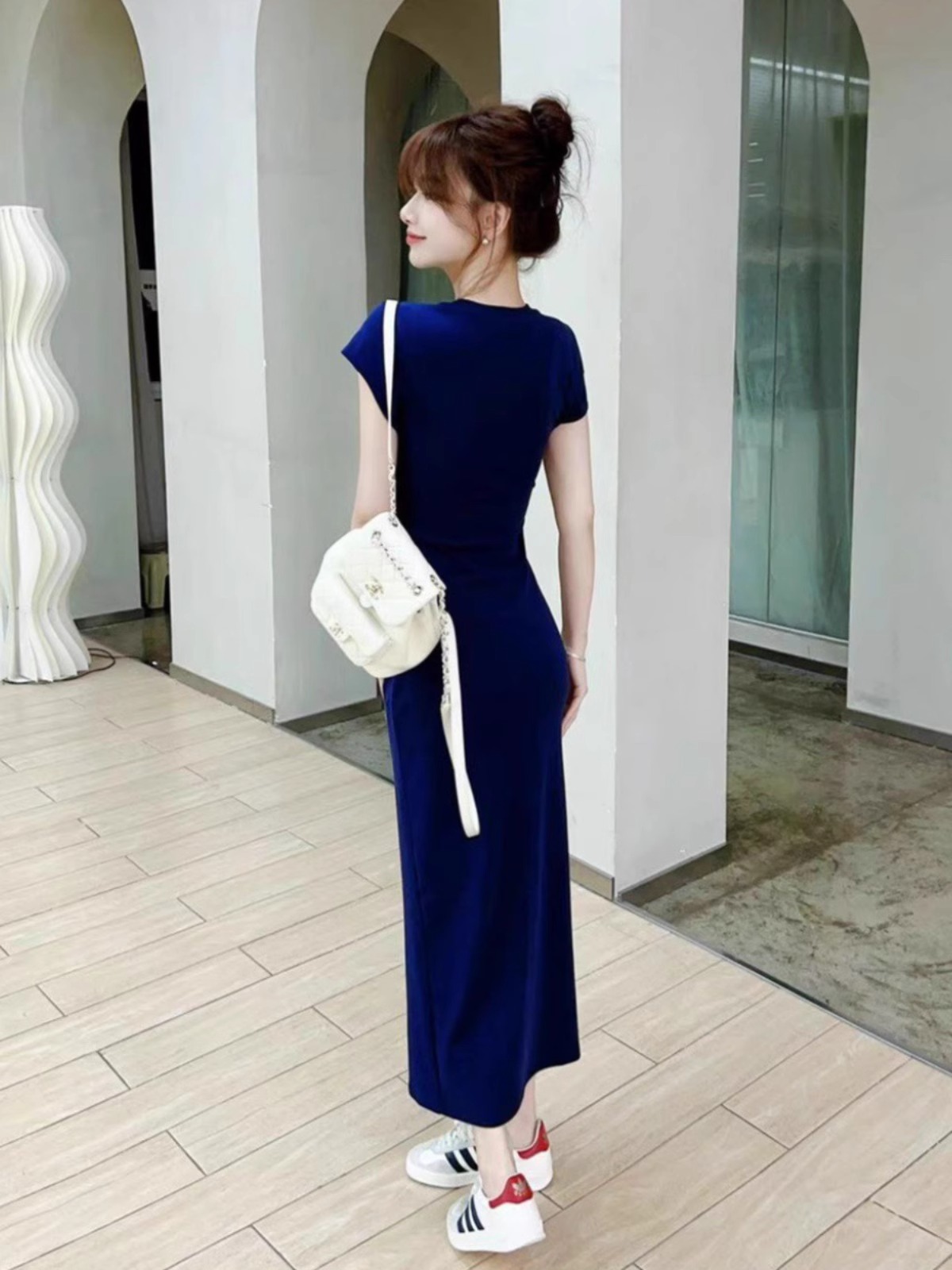 Round neck, flesh-covering long dress, simple slimming dress, waist slimming dress, women's summer dress