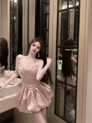 Real shot of tube top dress hot girl Xia Hepeng style socialite high-end fishing style date dress fluffy flower bud skirt