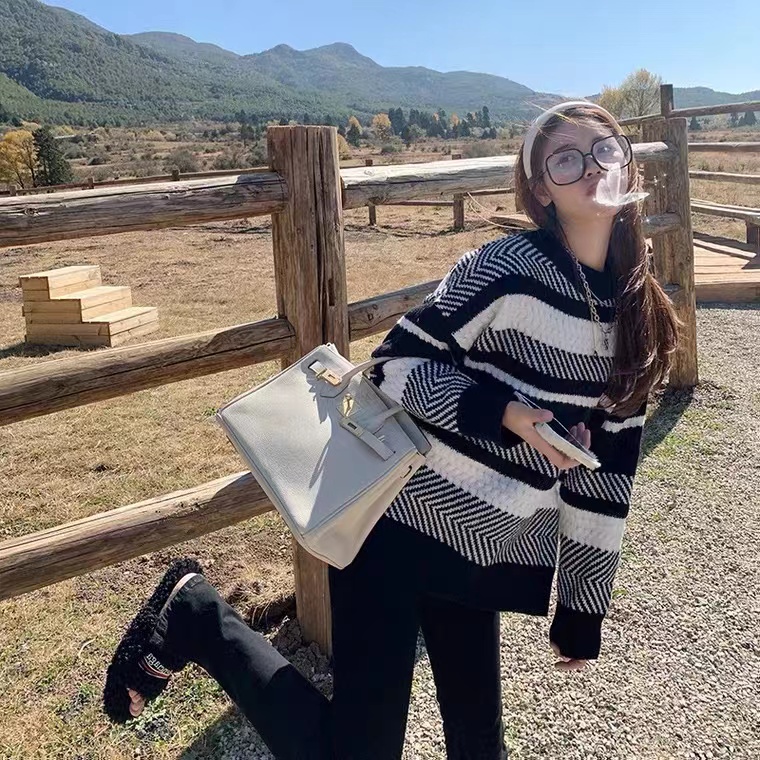 Maglione a righe per donna in inverno, ampio, stile casual, da indossare all'esterno, maglione lavorato a maglia di lunghezza media o lunga,_voghion.com