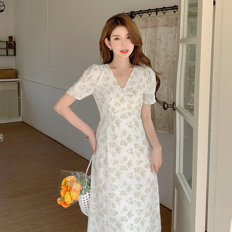 New casual new cheongsam sexy mom European and American cheongsam mid-length bubble slim fit V-neck short sleeve slim fit