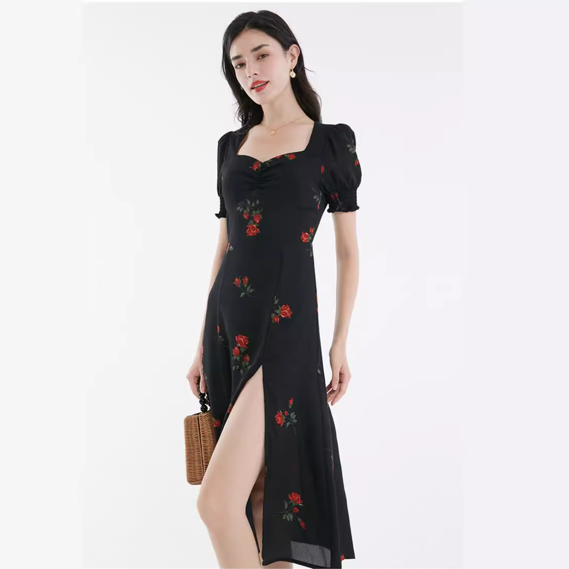 Foreign Trade French Cheongsam Square Neck Skirt Slit Short Sleeve New Bubble Black Casual Hot Girl Hot Girl 2024 Sexy