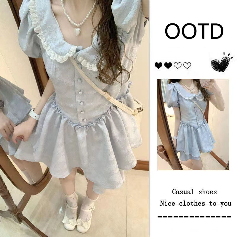 Xiaoxiangfeng two-piece French tea break lace double-collar short shirt + ruffled A-line skirt suit for women