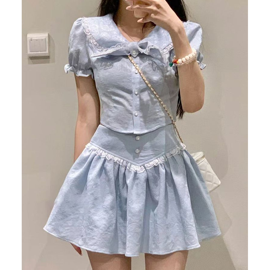 Xiaoxiangfeng two-piece French tea break lace double-collar short shirt + ruffled A-line skirt suit for women