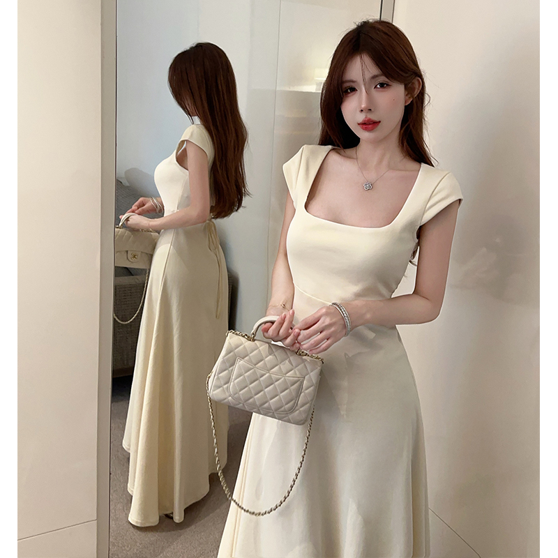 Real shot of French simple square neck strap dress for women, versatile temperament, drapey waist, slimming and slim long skirt