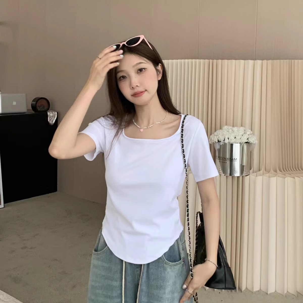 임산부 여름 새로운 맨위 슬림해 보이는 쇼트 스타일 다용도 작은 대중 광장 칼라 단색 몸매 가꾸기 매운맛 엄마 섹시함 순수한 욕망