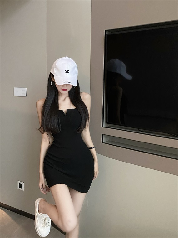 Black strapless tube top dress with breast pads for women 2024 new spring and summer hot girl tight hip-hugging bottoming short skirt