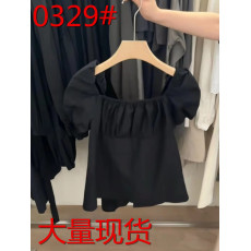 批发黑色方领小香风<b class='q'>短袖</b>衬衫女夏季韩系小个子气质百搭短款泡泡袖上衣