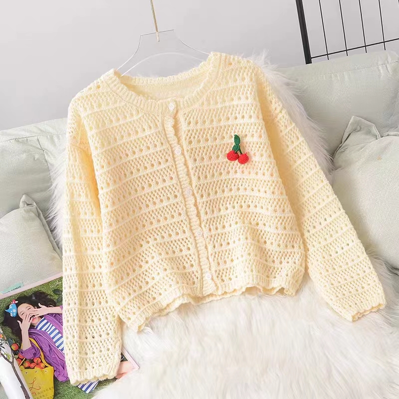 Hollow cardigan knitted jacket for women autumn new thin style outer shawl short top for small people