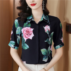 批发真丝衬衫女短袖2026夏装新款衬衣女士夏款别致碎花漂亮<b class='q'>桑蚕丝</b><b class='q'>上衣</b>