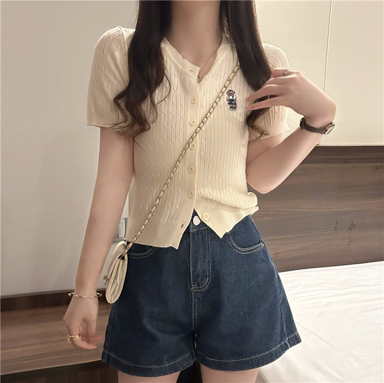 Real shot~Summer new round neck embroidered bear cardigan short-sleeved knitted top