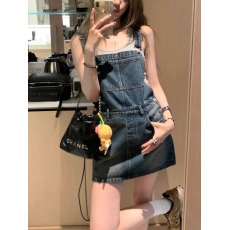 批发复古美式牛仔背带裙夏季新款a字显瘦连衣裙大人顽童<b class='q'>牛仔裙</b>短裙女