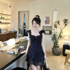 批发性感辣妹不规则连衣裙女<b class='q'>夏季</b>海边收腰长裙子拖尾蕾丝飞飞袖吊带裙