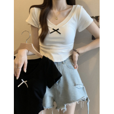 批发外贸随心裁260克纯欲风设计感V领T恤女立体蝴蝶结露背收腰显瘦