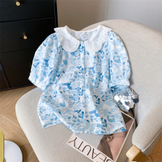 批发实拍◆ 刺绣<b class='q'>娃娃领</b>碎花<b class='q'>衬衣</b>女泡泡袖小众<b class='q'>衬衫</b>宽松上衣设计感