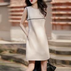 批发2024夏季新款小个子背心裙子高级感<b class='q'>大牌</b>气质高端真丝无袖<b class='q'>连衣裙</b>女