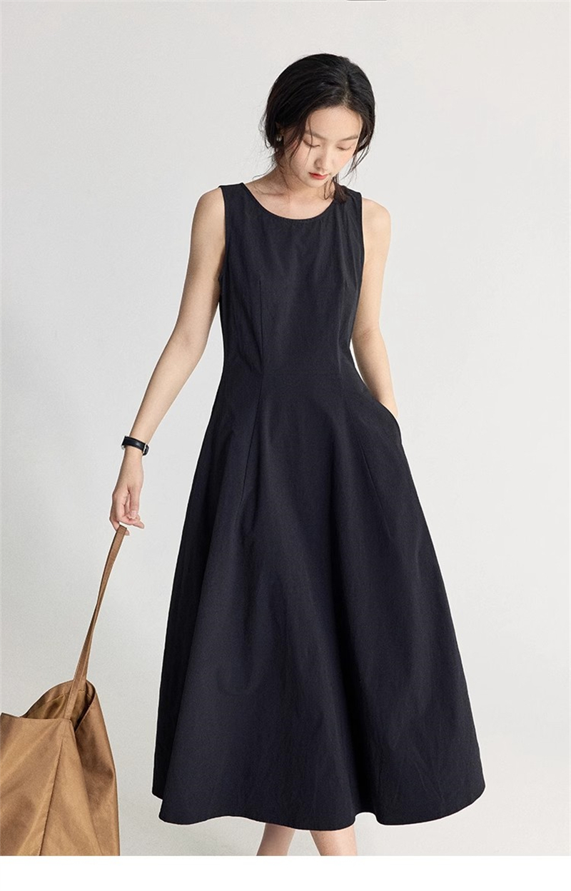 美丽的皇帝 月亮河 纯色高腰大裙摆a字无袖连衣裙女修身气质长裙