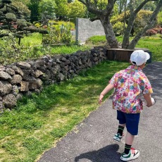 批发男女童韩国碎花<b class='q'>衬衣</b>夏季2024新款中大童装度假风<b class='q'>短袖</b>上衣开衫外套