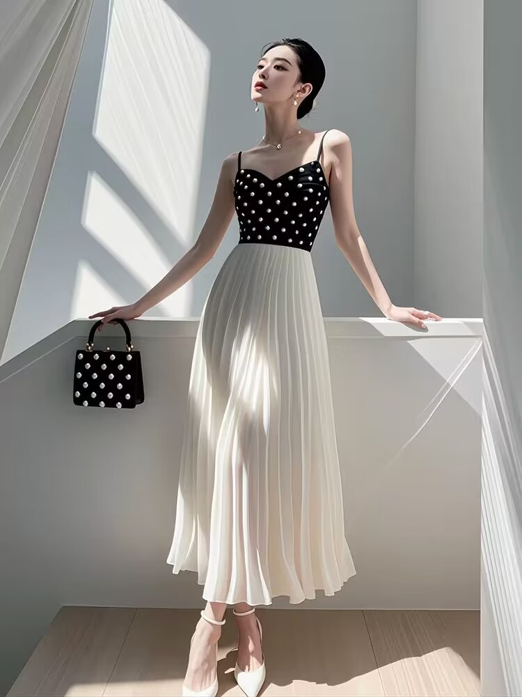 LN42571# 茶歇法式高端精致黑白撞色吊带裙 服裝批發女裝批發服飾貨源