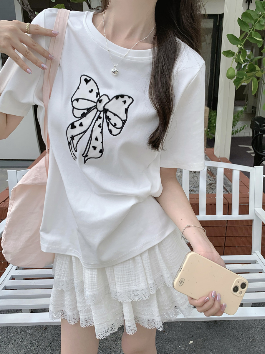 RY130# 实拍纯棉减龄甜美爱心蝴蝶结贴布短袖t恤女爆款宽松显瘦打底上衣