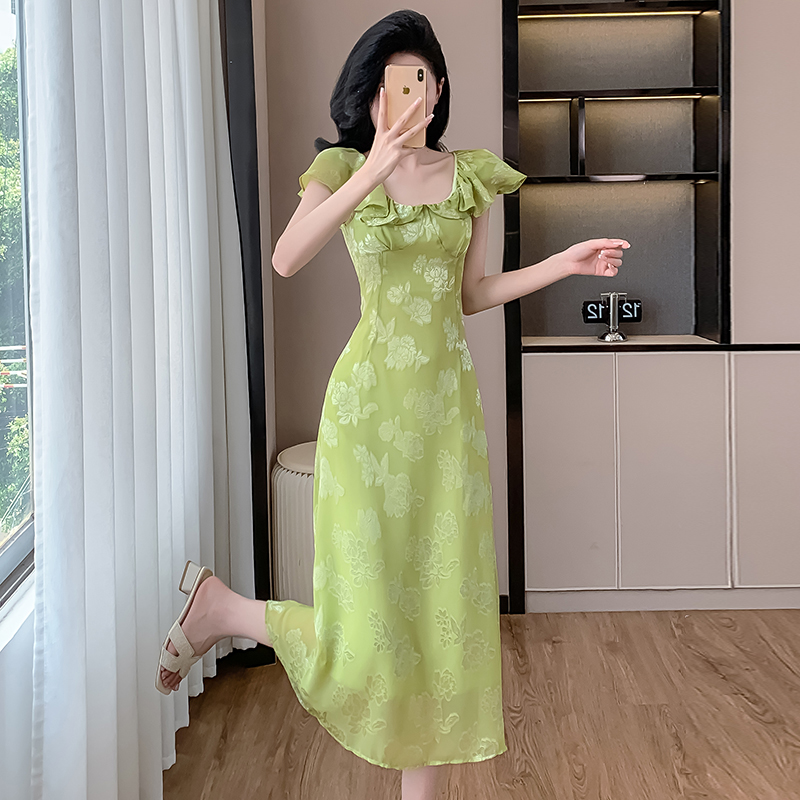 LN42653# ：新款法式茶歇复古绿色印花缎面连衣裙高级感收腰长裙 服裝批發女裝批發服飾貨源