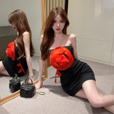 批发实拍~辣妹红色立体花朵<b class='q'>抹胸</b>礼服紧身包臀弹力修身<b class='q'>裹</b><b class='q'>胸</b>连衣裙女