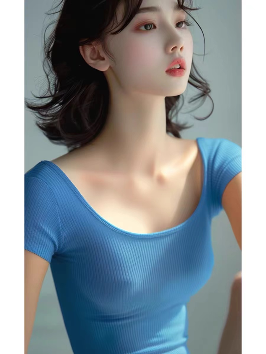 파란색 니트 반팔 티셔츠 여성 2025 새로운 폭발 여름 도파민 착용 가져 가라. Chic 아름다운 긍정적 인 어깨 의류