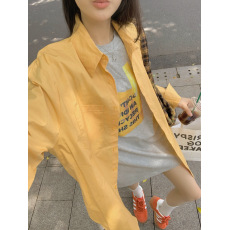 批发现实拍 设计感环保袋印花宽松慵懒短袖<b class='q'>T</b><b class='q'>恤</b>+中长防晒<b class='q'>衬衫</b>两件套