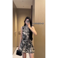 批发气质时尚<b class='q'>大牌</b>水墨风动物图案背心度假<b class='q'>连衣裙</b>