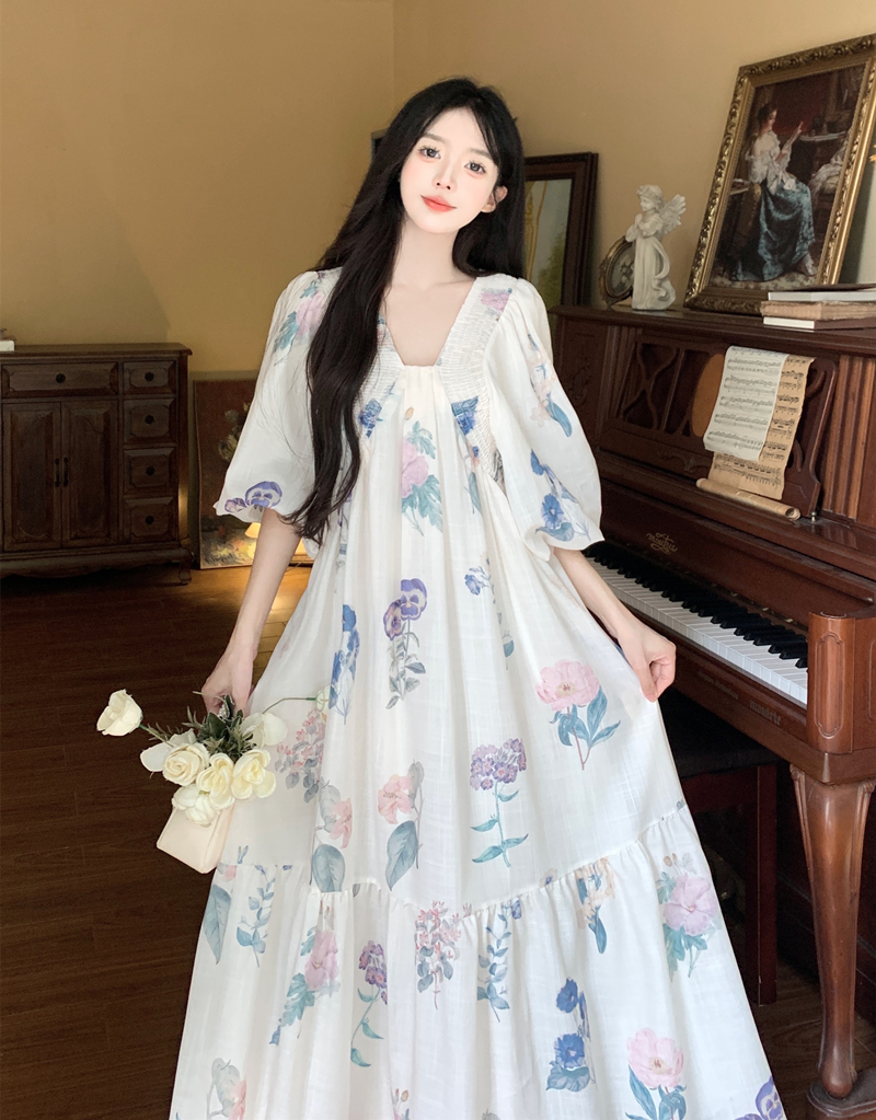 빅 사이즈 휴가 바람 슈퍼 잘 생긴 드레스 품격 명문 여성 고급 절묘한 꽃무늬 거품 소매 V넥 아름다운 작은 치마