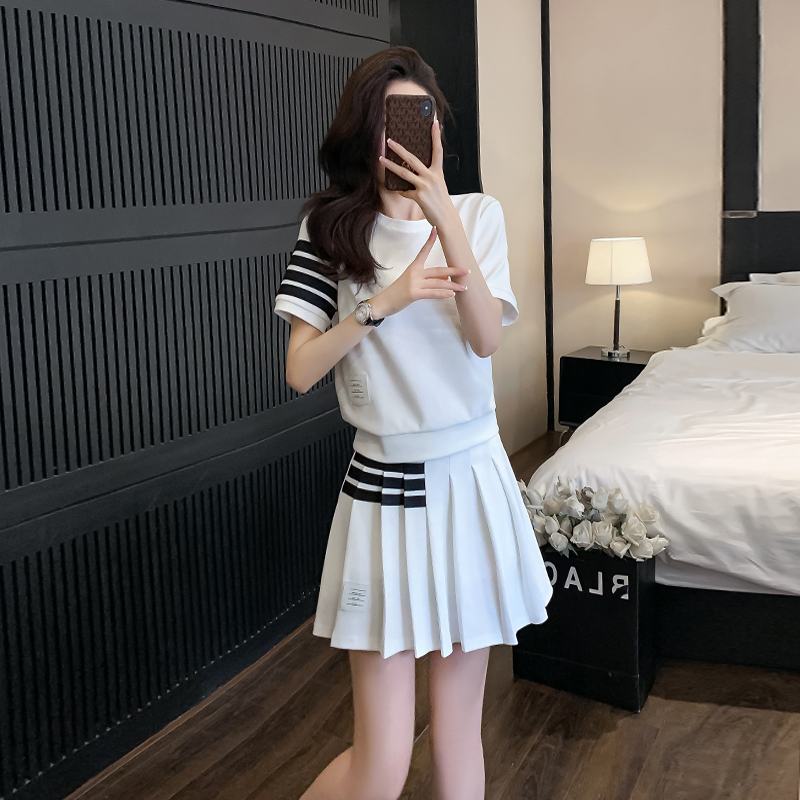 RY6311# 夏天小个子穿搭一整套时尚休闲减龄洋气运动风百褶裙子两件套装...