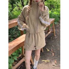 批发原版做法运动套装女薄款外套夏季高腰短裙防晒冲锋衣两件套