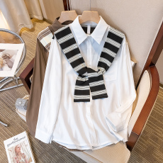 批发实拍大码女装2024夏季新款设计感显瘦学院风条纹假两件披肩衬衫
