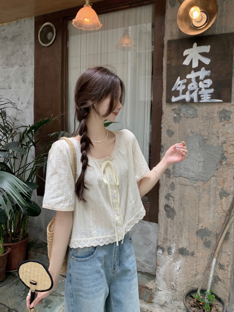 실사 정가 자수 철자 레이스 레이스 라운드 넥 작은 셔츠 여성 한국 스타일 루즈핏 슬림해 보이는 레이스업 거품 소매 맨위