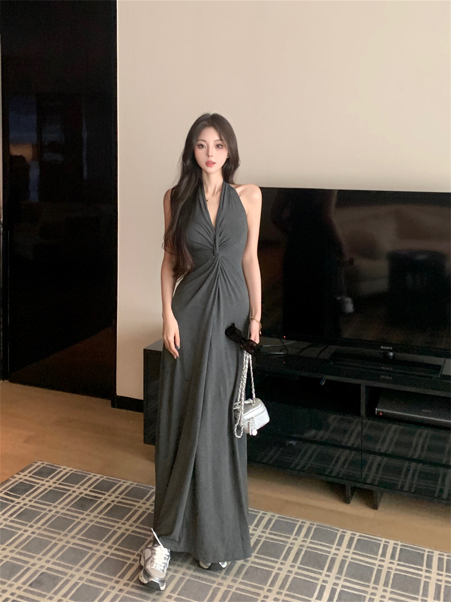 실사 정가 2026 새로운 단색 V넥 민소매 드레스 여름 여성 허리 수축 행침 목 롱 스커트 여성