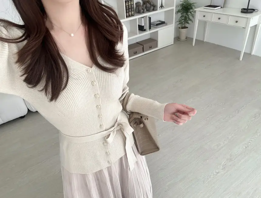 프리미엄 베이직 V넥 니트 셔츠 상세 이미지 31