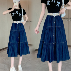 批发实拍大码女装2026早春韩版<b class='q'>牛仔</b>半身<b class='q'>长裙</b>微胖MM伞裙显瘦时尚百搭