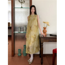 批发新中式无袖<b class='q'>蓬蓬裙</b>早春新款气质挂脖连衣裙女