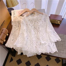 批发实拍大码女装短款披肩镂空针织衫夏文艺七分袖开衫女防晒空调衫